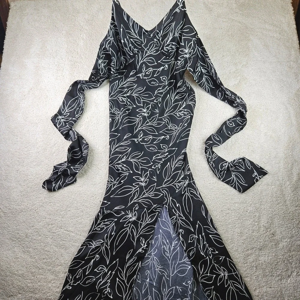 Blu Pepper Anthropologie Black White Floral Maxi‎ Dress Sleeveless Slit Tie Sz M